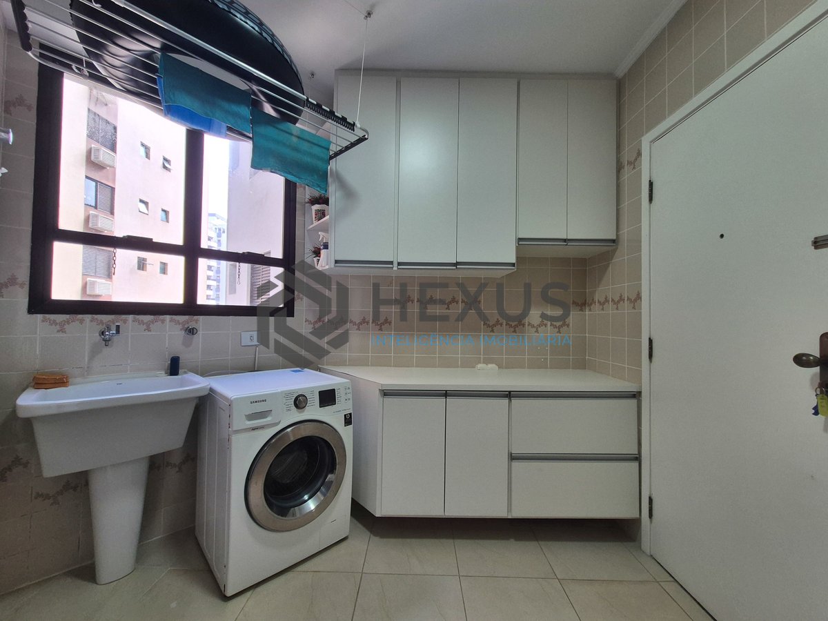 Foto 30 de Apartamento com varanda e lazer na região da Barra Funda da Praia das Pitangueiras, Guarujá