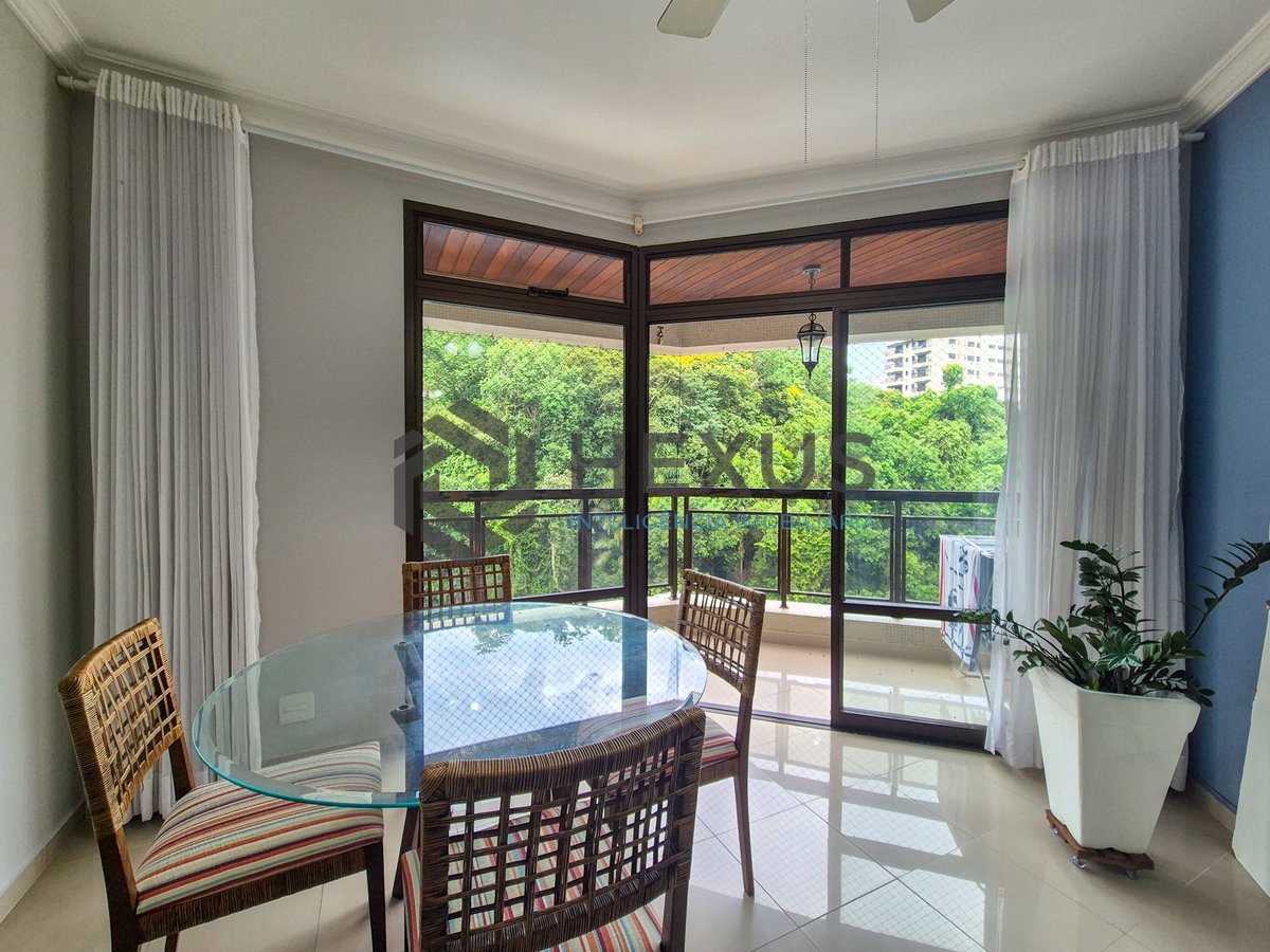 Foto 4 de Apartamento com varanda e lazer na região da Barra Funda da Praia das Pitangueiras, Guarujá