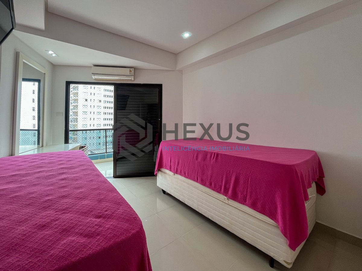 Foto 13 de Apartamento com varanda e lazer na Praia das Pitangueiras, Guaruja