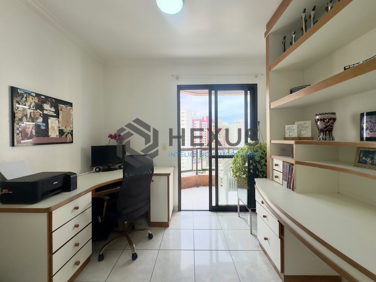 Foto 14 de Apartamento com varanda vista mar e lazer na beira mar da Praia do Tombo, Guaruja