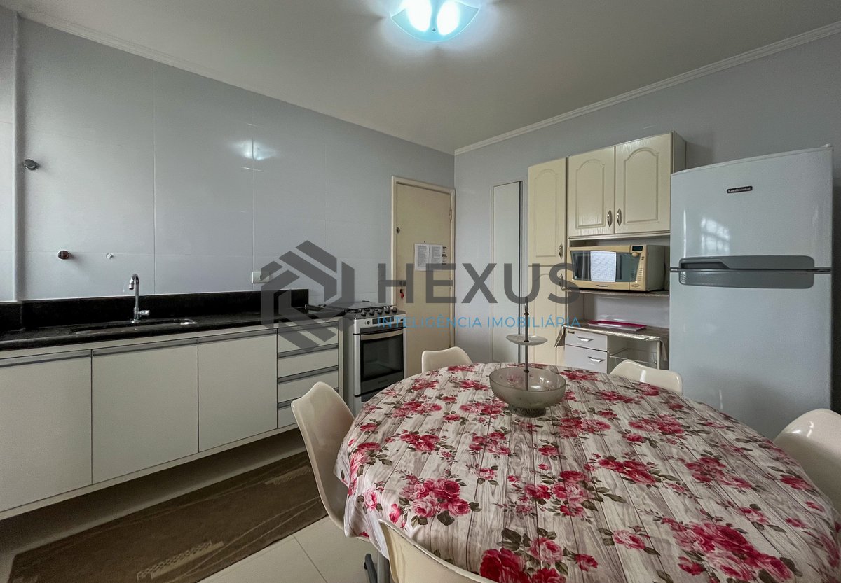 Foto 26 de Apartamento com varanda vista mar na Praia das Pitangueiras, Guaruja