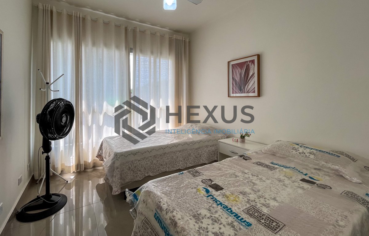 Foto 19 de Apartamento com varanda vista mar na beira mar da Praia das Pitangueiras, Guaruja