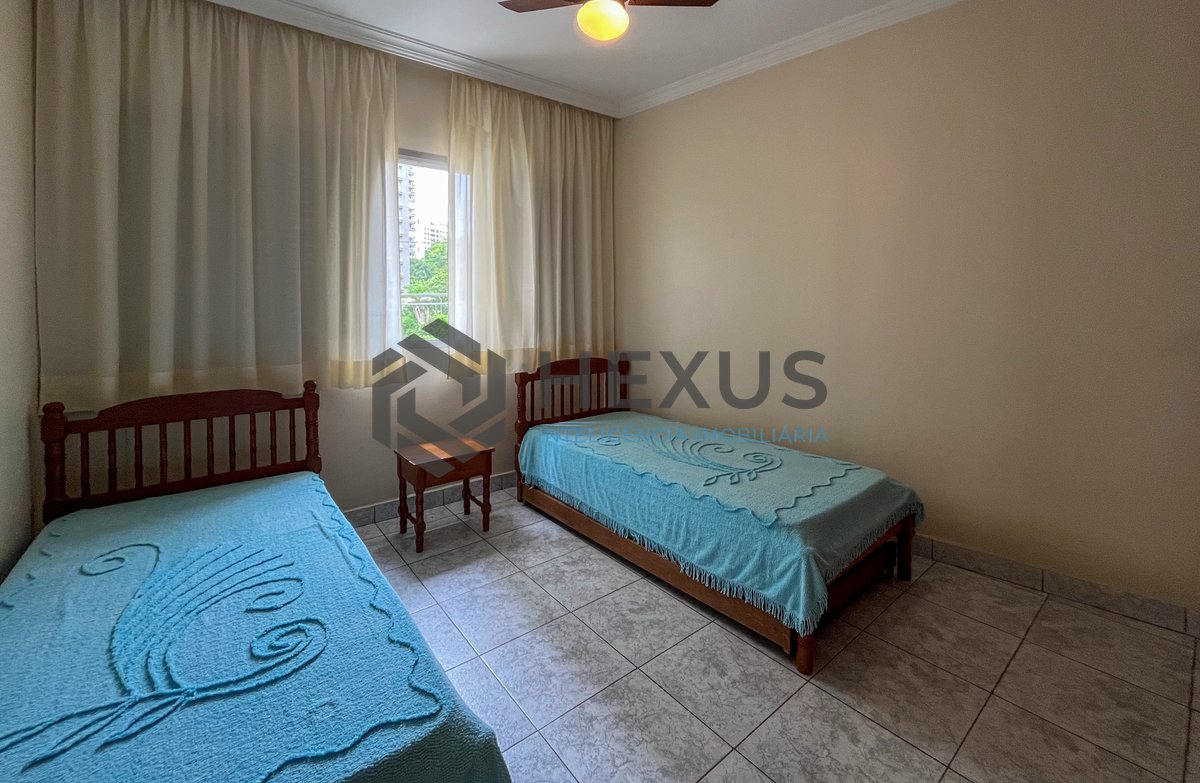Foto 14 de Apartamento com varanda na Praia das Pitangueiras, Guaruja