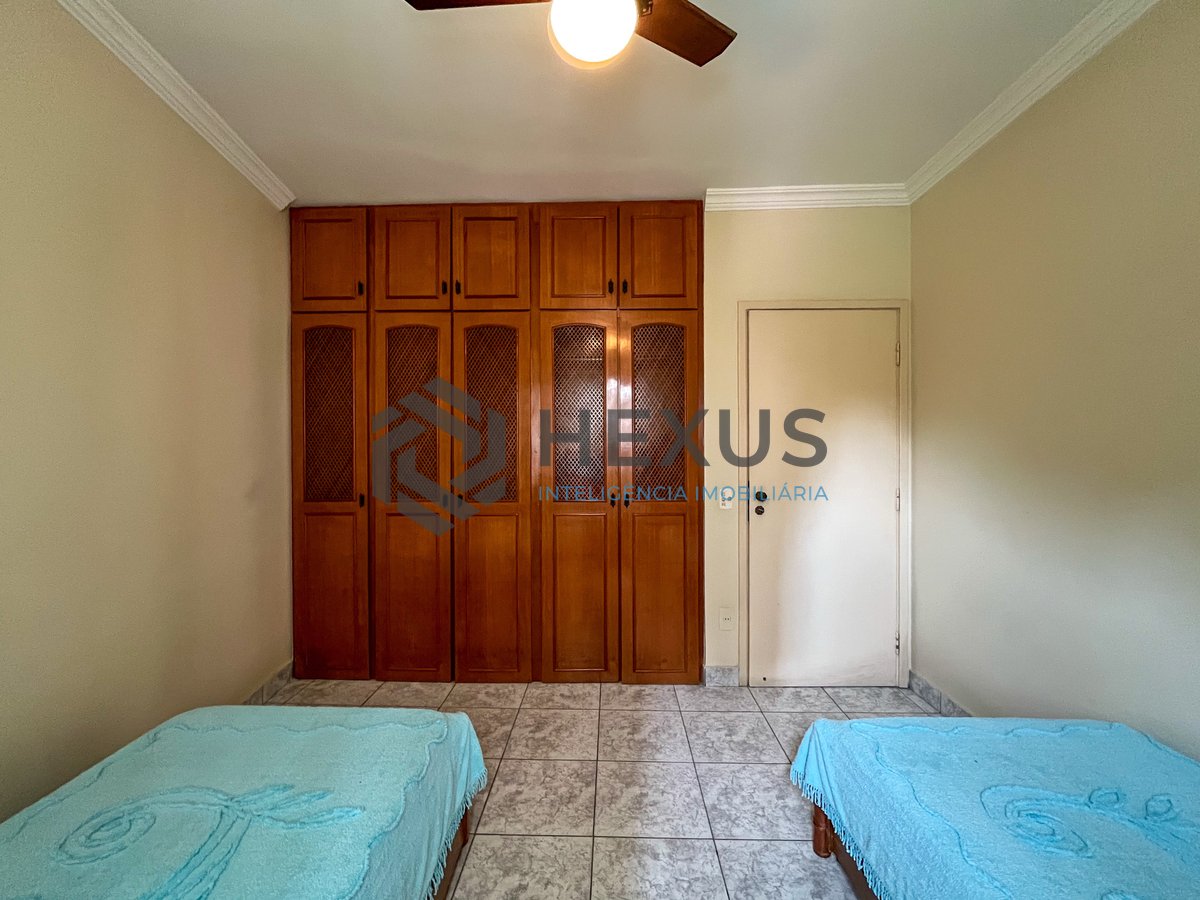 Foto 16 de Apartamento com varanda na Praia das Pitangueiras, Guaruja