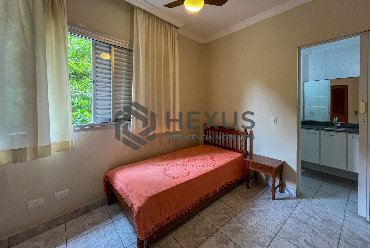 Foto 18 de Apartamento com varanda na Praia das Pitangueiras, Guaruja