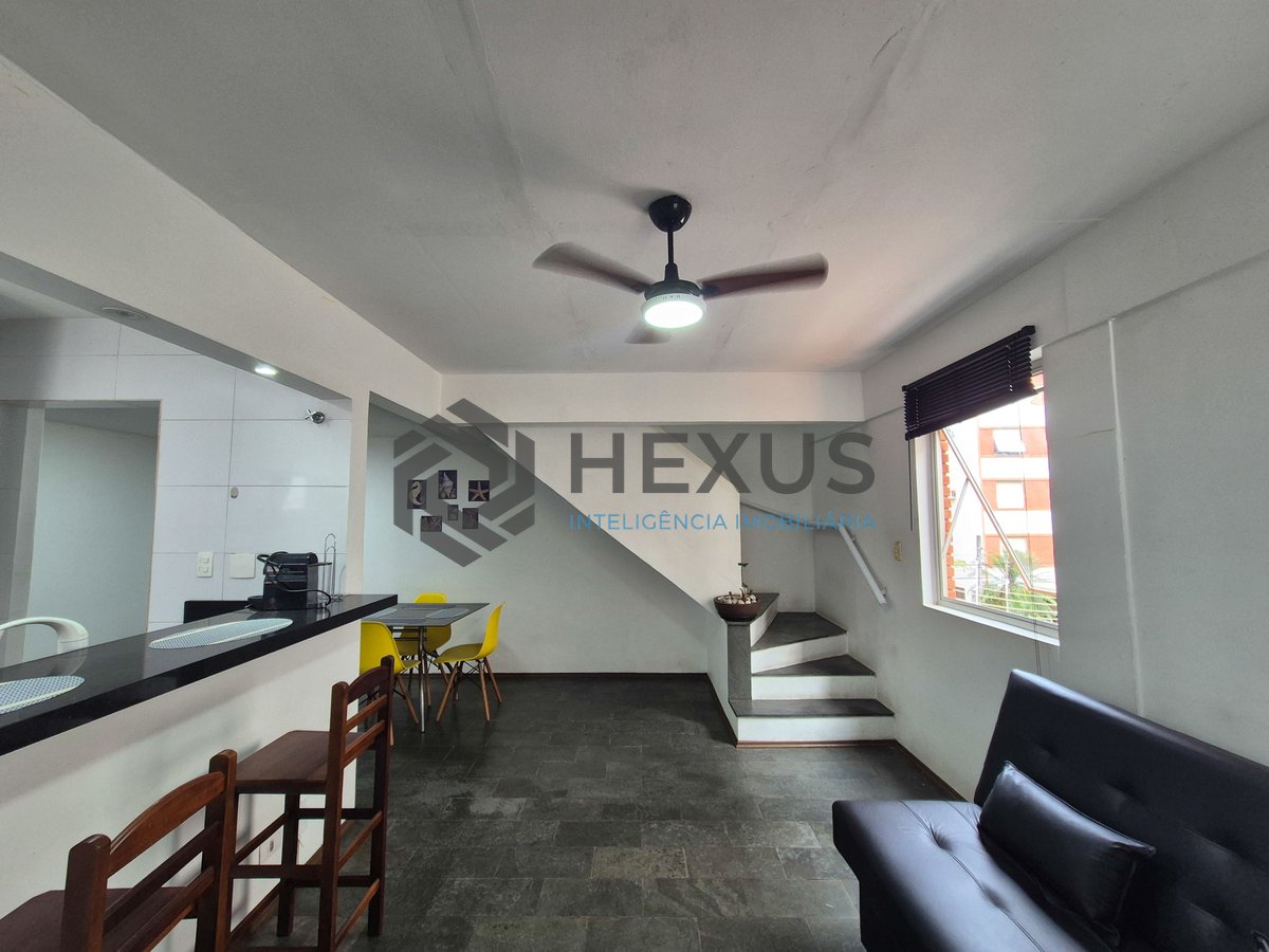 Foto 2 de Apartamento duplex na Praia das Asturias, Guaruja