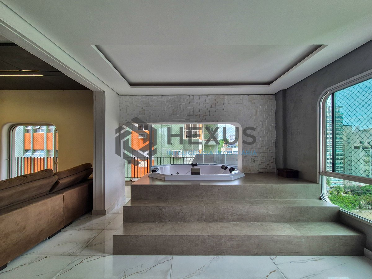 Foto 6 de Apartamento frente mar com varanda vista mar e lazer na Praia das Asturias, Guaruja