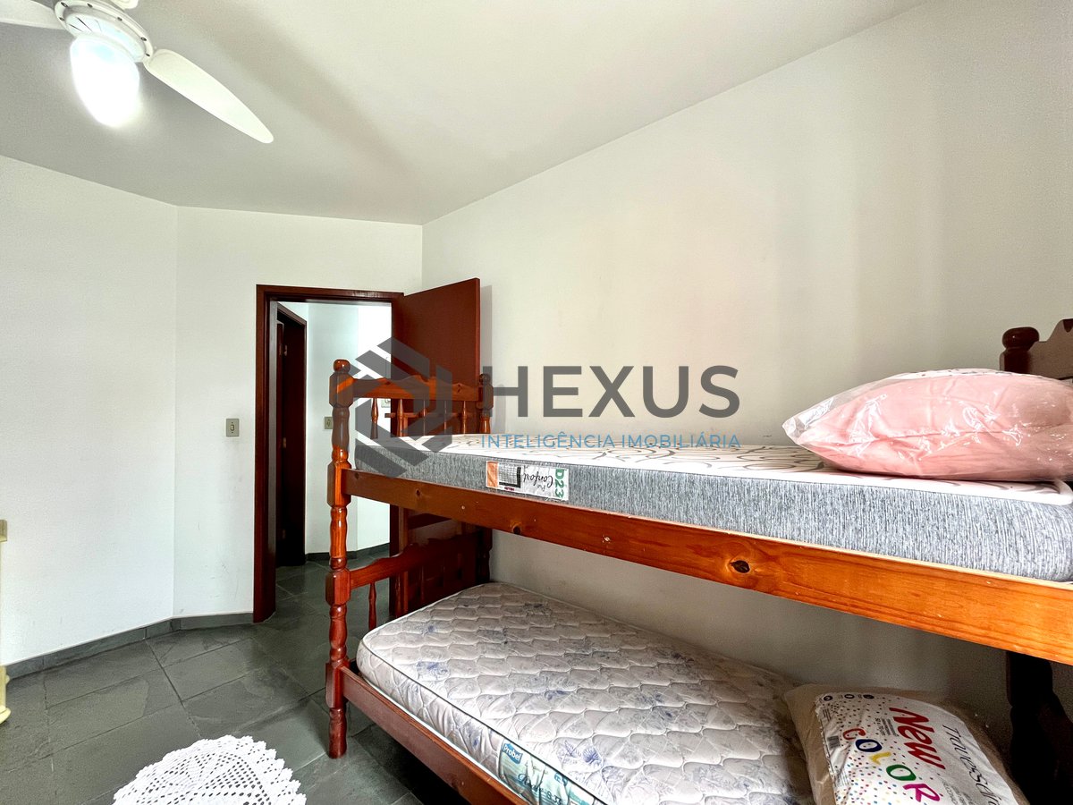 Foto 20 de Apartamento com varanda e lazer na Praia do Tombo, Guaruja