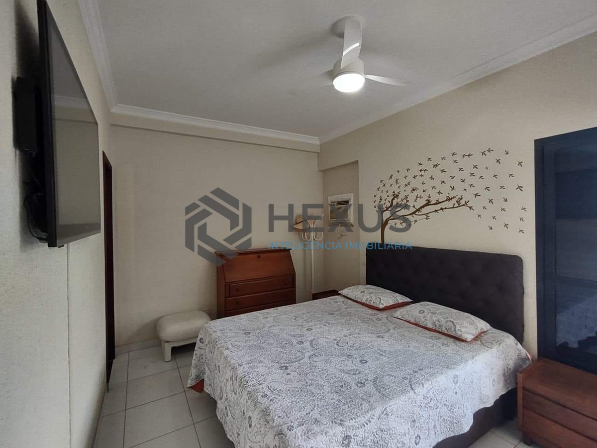 Foto 15 de Apartamento com varanda e lazer na Praia da Enseada, Guaruja