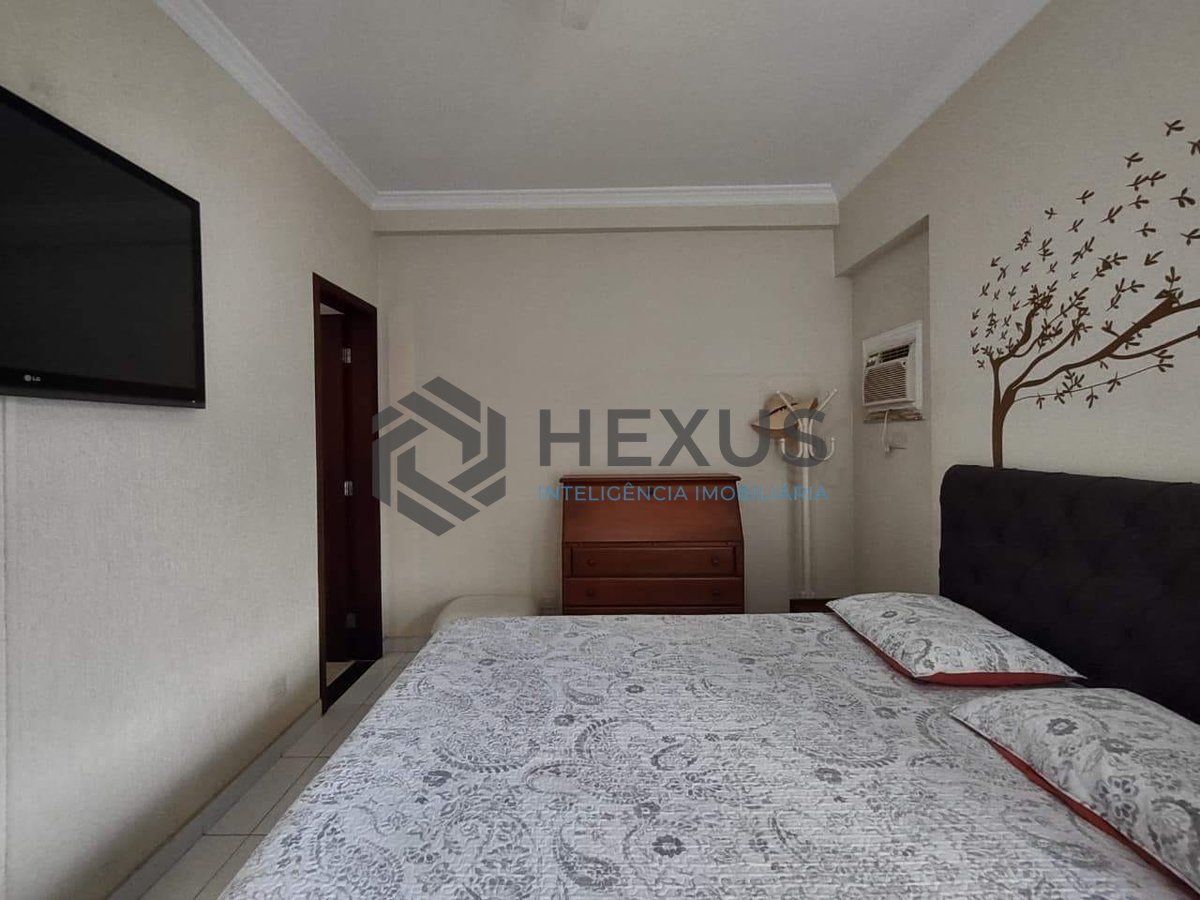 Foto 17 de Apartamento com varanda e lazer na Praia da Enseada, Guaruja