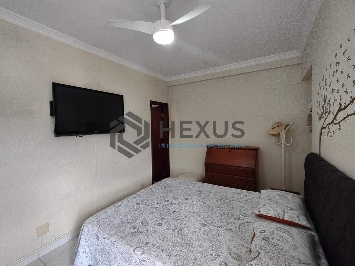 Foto 18 de Apartamento com varanda e lazer na Praia da Enseada, Guaruja