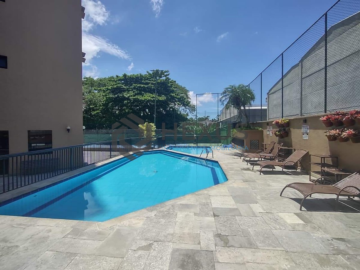 Foto 26 de Apartamento com varanda e lazer na Praia da Enseada, Guaruja
