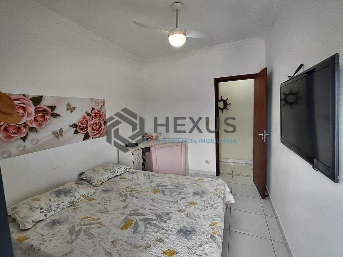 Foto 10 de Apartamento com varanda e lazer na Praia da Enseada, Guaruja