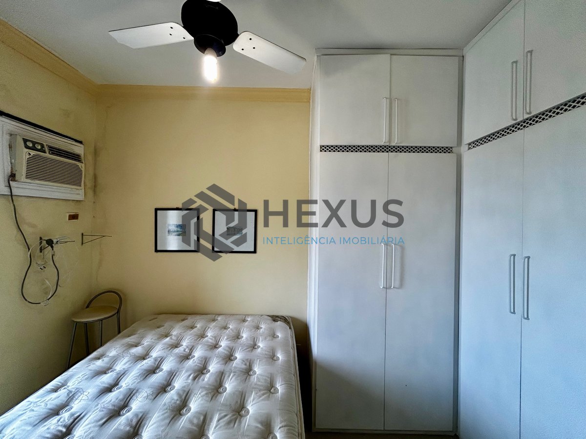 Foto 15 de Apartamento com varanda e lazer na Praia da Enseada, Guaruja