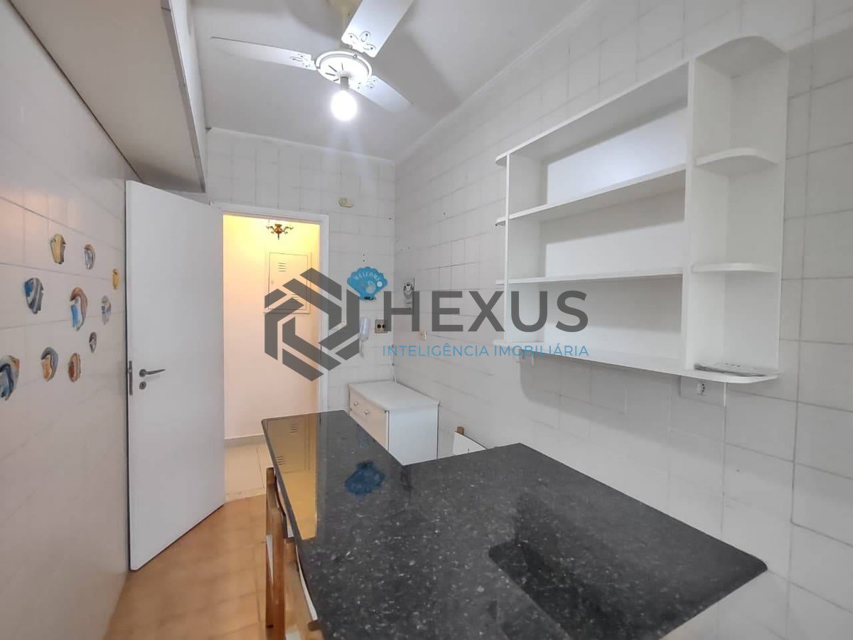 Foto 17 de Apartamento com varanda e lazer na Praia da Enseada, Guaruja