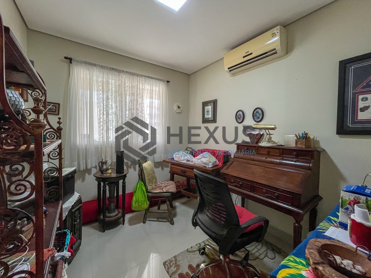 Foto 18 de Apartamento com varanda e lazer na Praia das Asturias, Guaruja