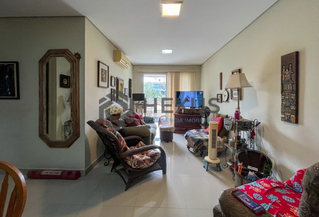 Foto 3 de Apartamento com varanda e lazer na Praia das Asturias, Guaruja