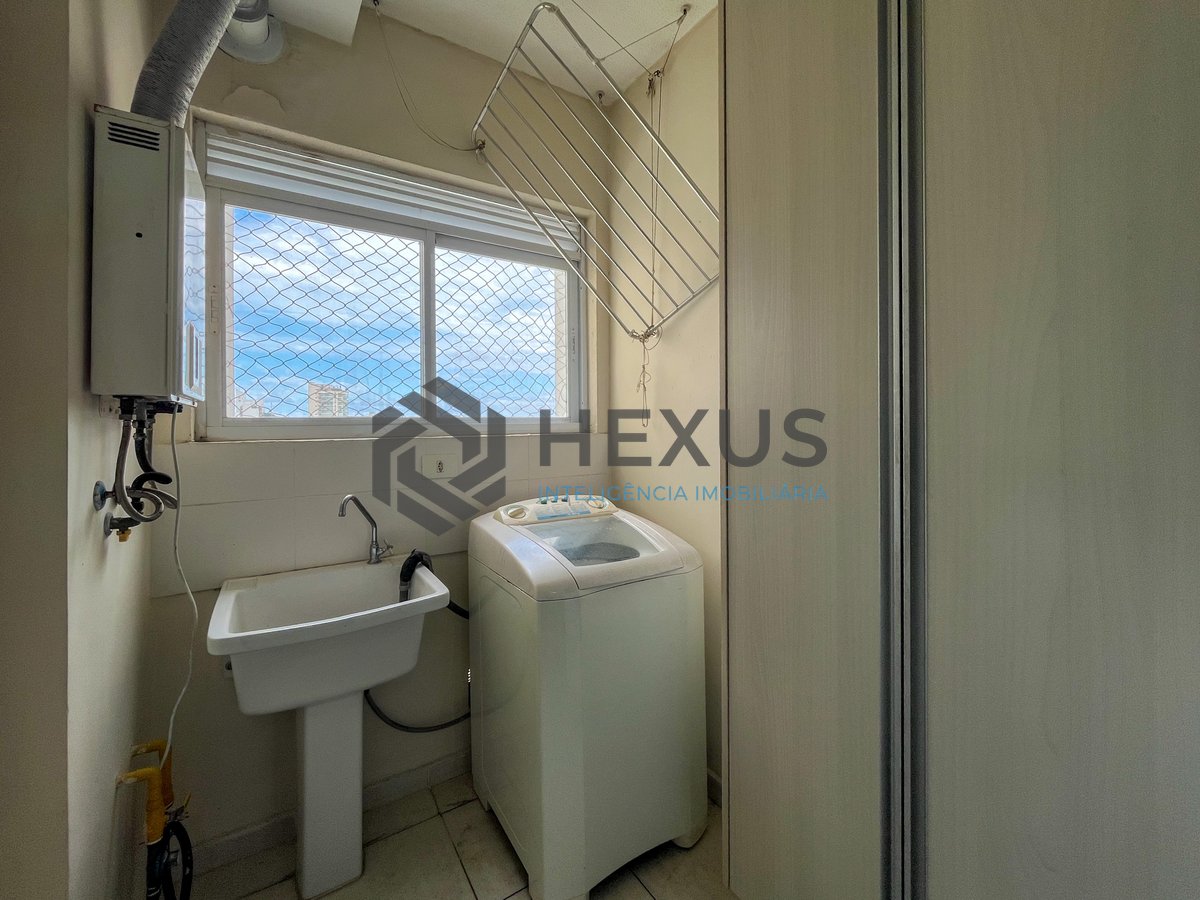 Foto 18 de Apartamento com varanda e lazer na Praia das Asturias, Guaruja
