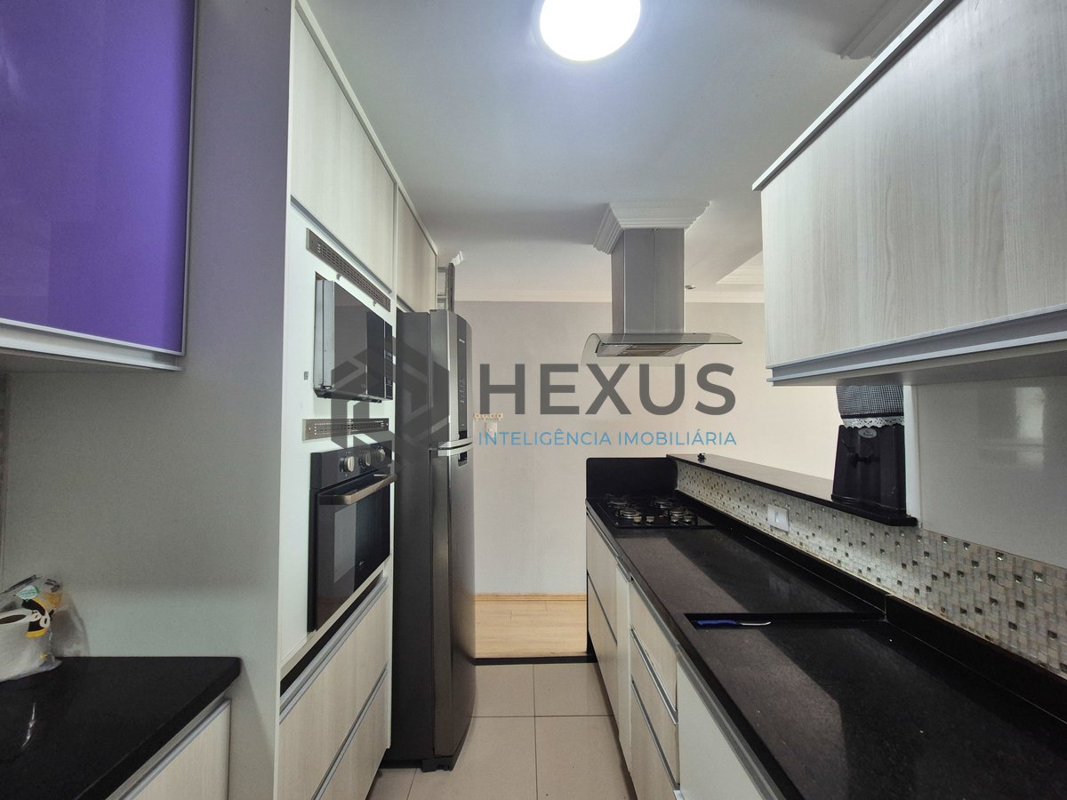 Foto 16 de Apartamento reformado com varanda na Praia das Asturias, Guaruja