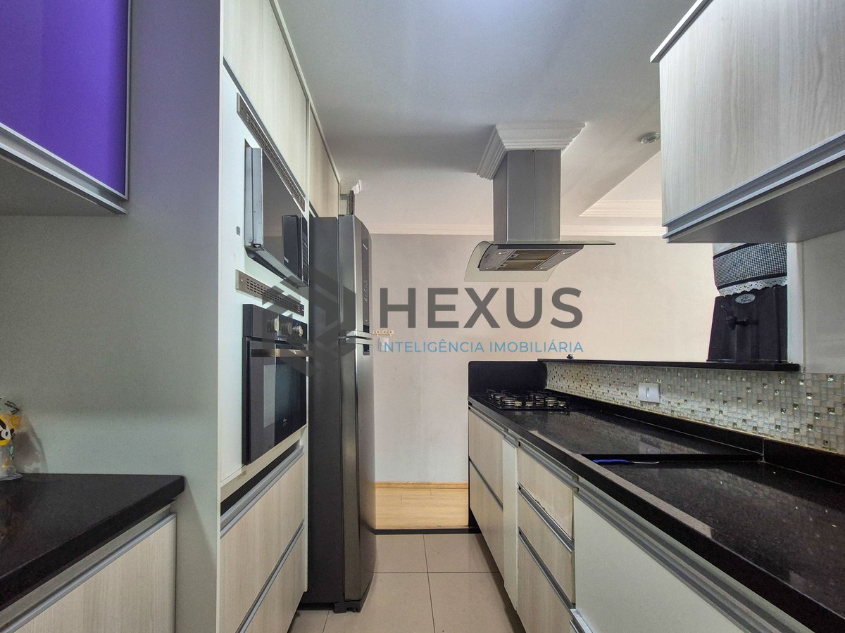 Foto 17 de Apartamento reformado com varanda na Praia das Asturias, Guaruja
