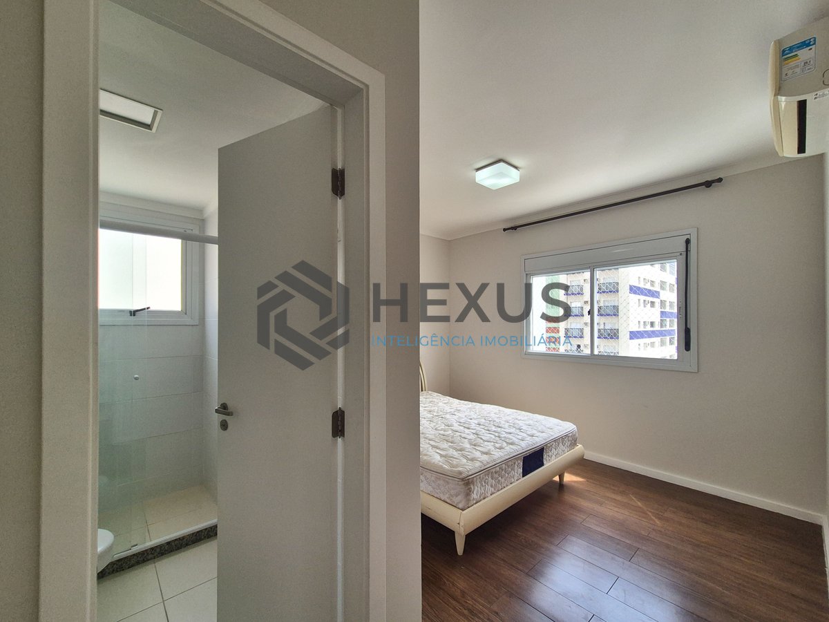 Foto 13 de Apartamento com varanda gourmet vista mar e lazer na Praia das Pitangueiras, Guaruja