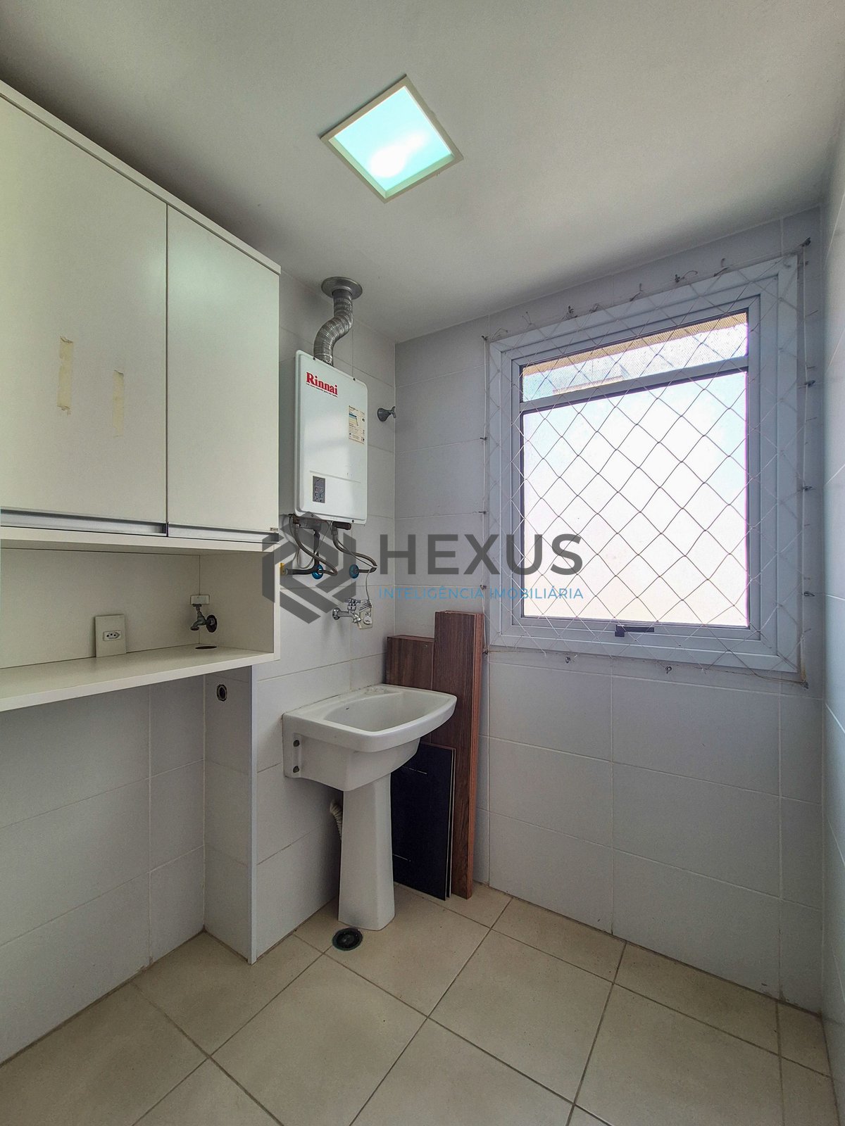 Foto 35 de Apartamento com varanda gourmet vista mar e lazer na Praia das Pitangueiras, Guaruja
