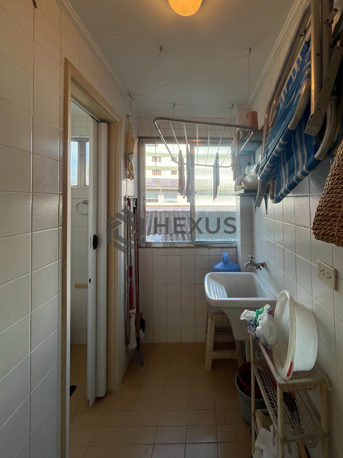 Foto 25 de Apartamento com varanda na quadra mar no Tombo, Guarujá