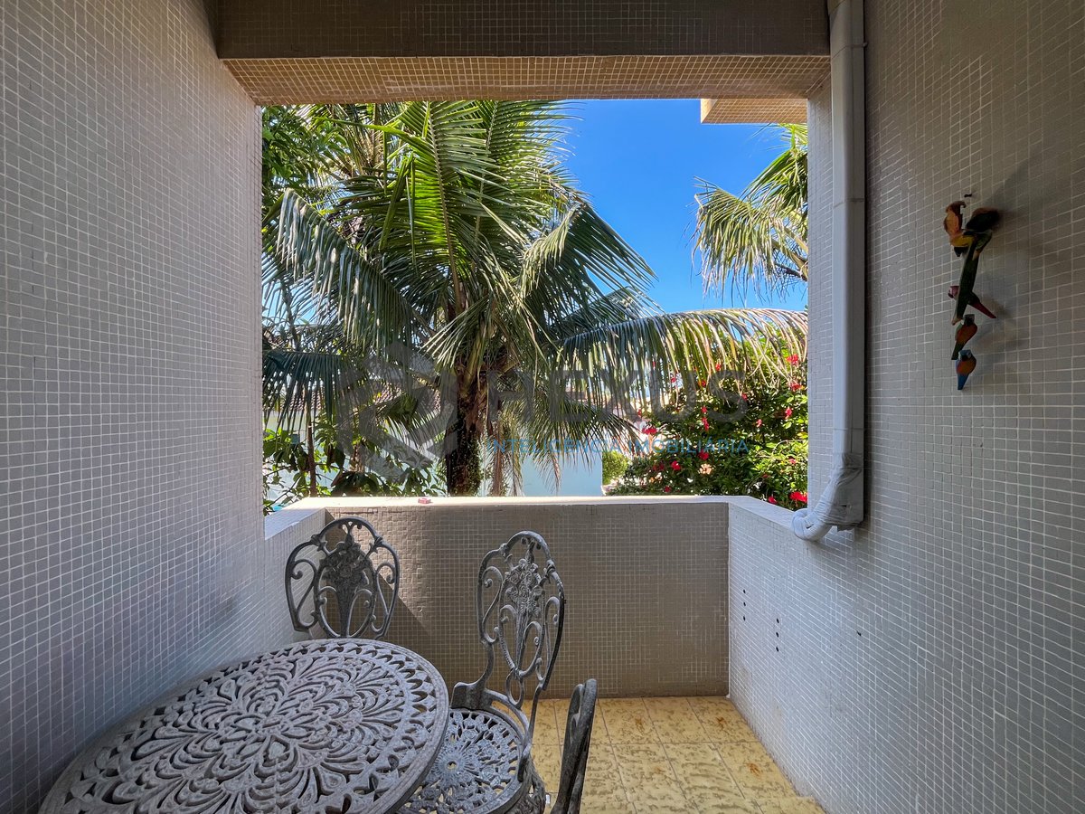 Foto 9 de Apartamento com varanda na quadra mar no Tombo, Guarujá