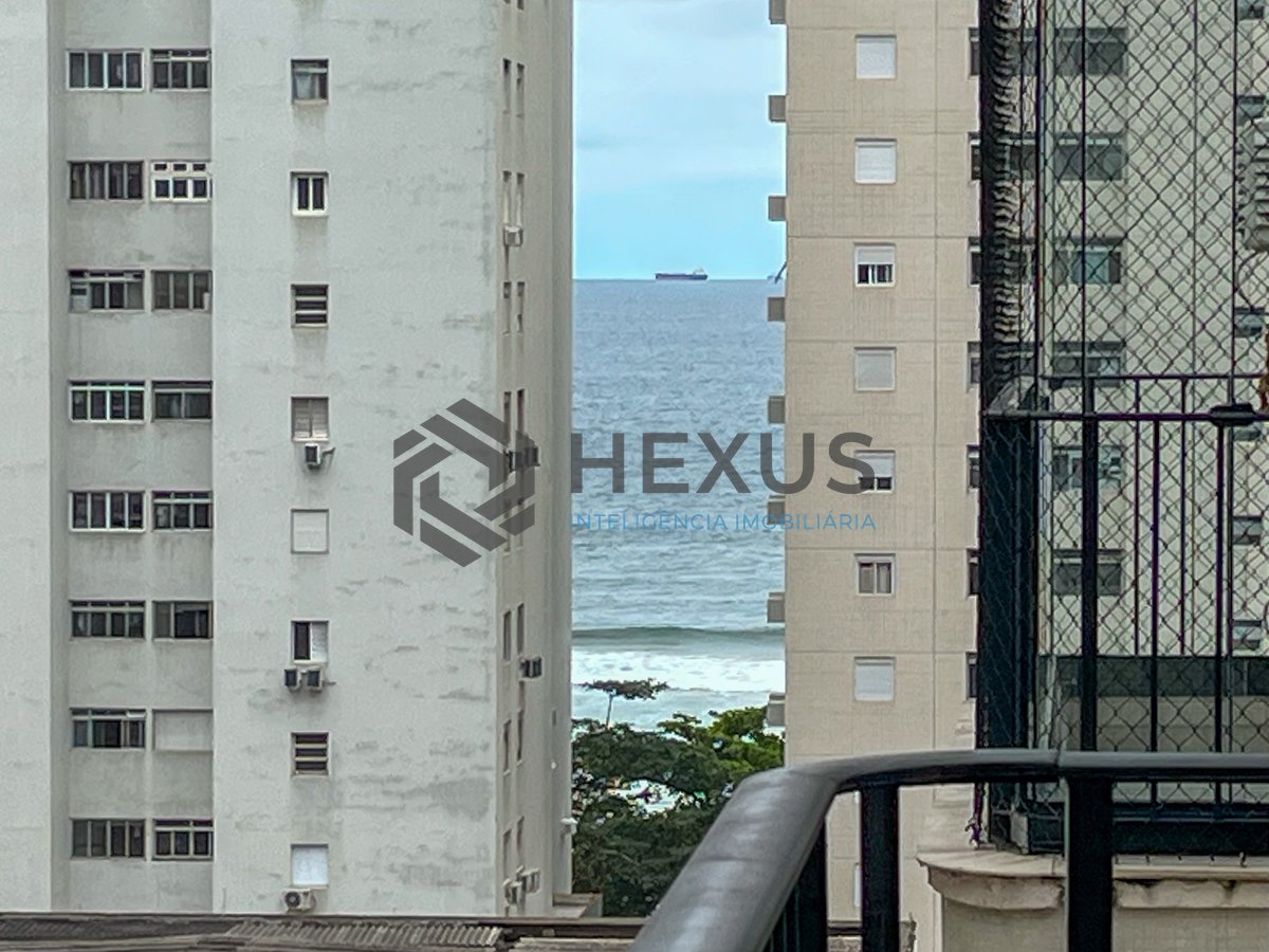 Foto 8 de Apartamento com varanda e lazer na Praia das Pitangueiras, Guaruja