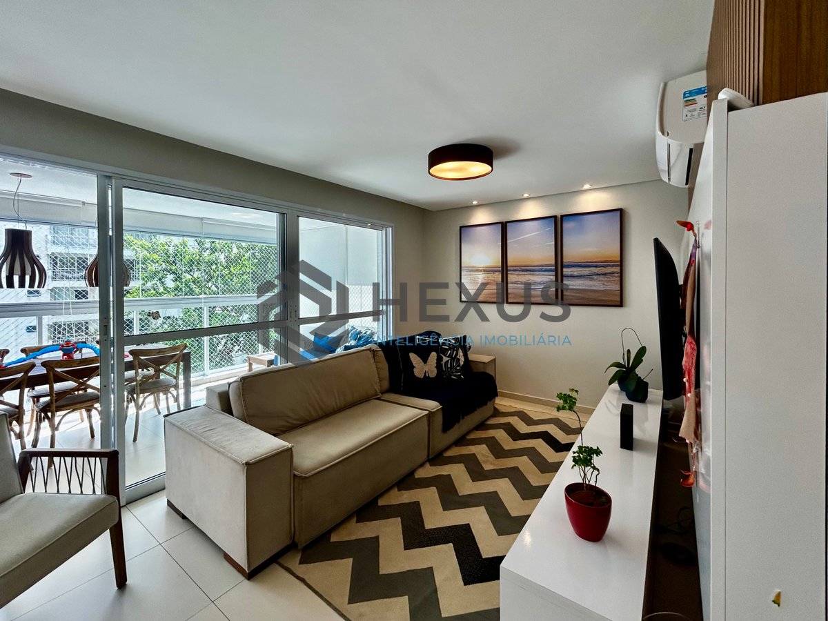 Foto 8 de Apartamento reformado com varanda gourmet e lazer na Praia das Pitangueiras, Guaruja