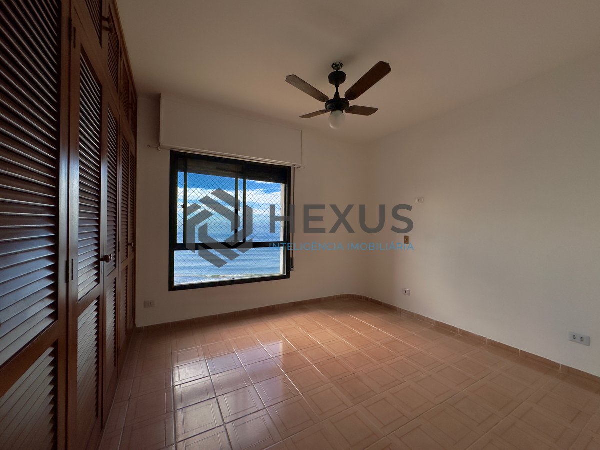 Foto 15 de Apartamento frente mar com varanda vista mar e lazer no Jardim Astúrias, Guarujá