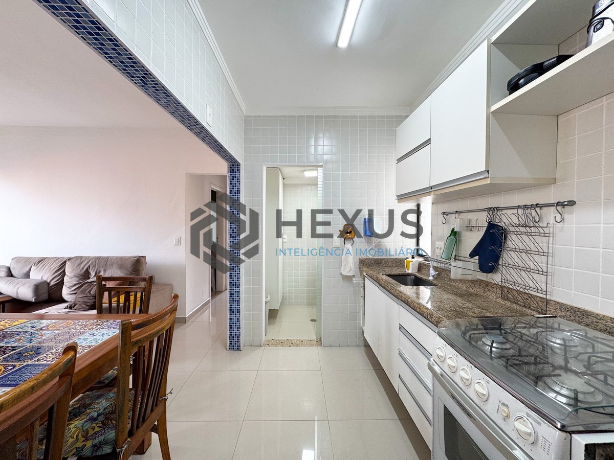 Foto 16 de Apartamento com varanda gourmet e lazer na Praia do Tombo, Guaruja