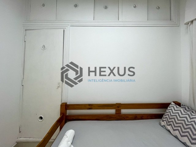 Foto 30 de Apartamento reformado frente mar na Praia das Pitangueiras, Guaruja