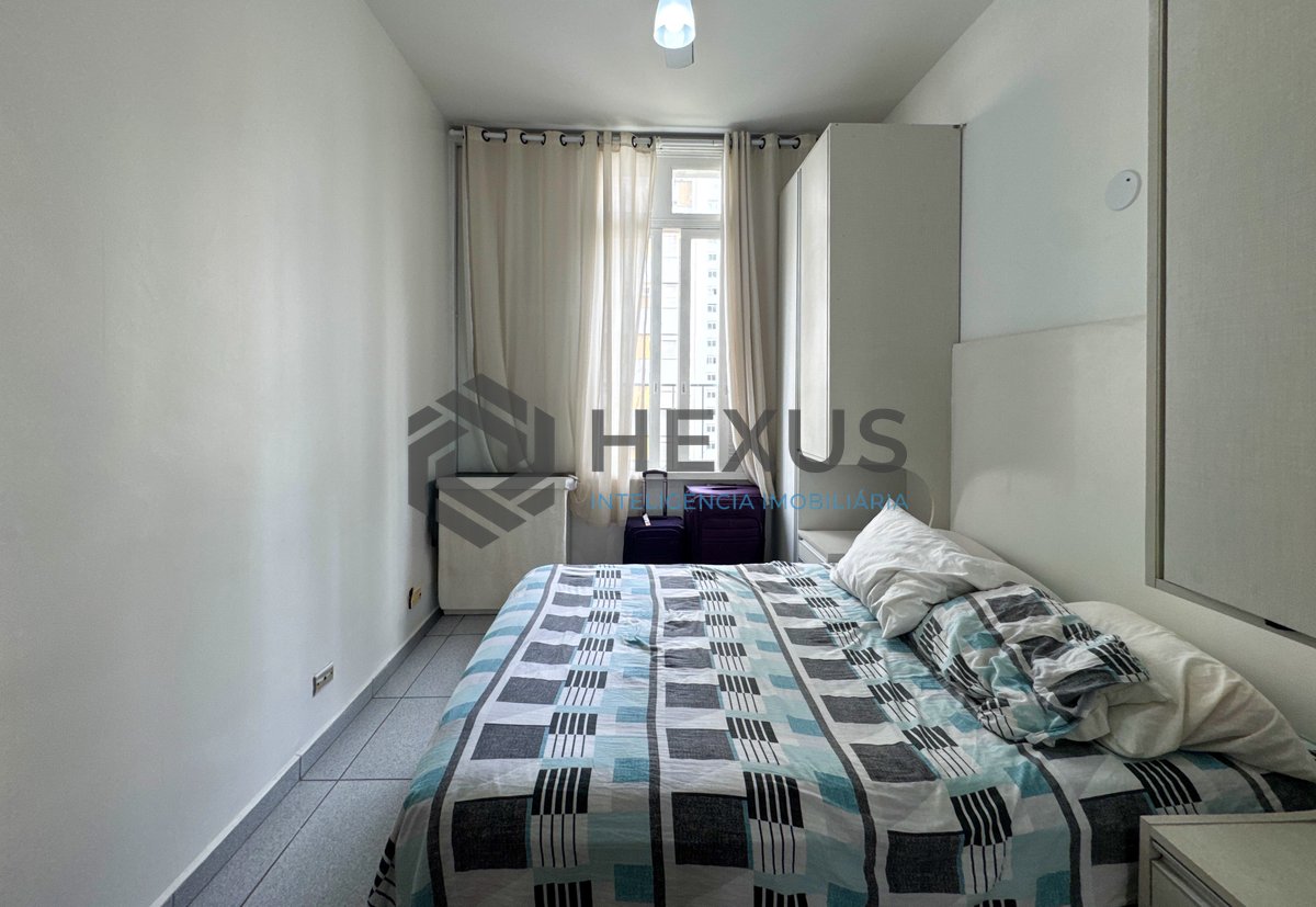 Foto 6 de Apartamento a 50m da Praia das Pitangueiras, Guaruja