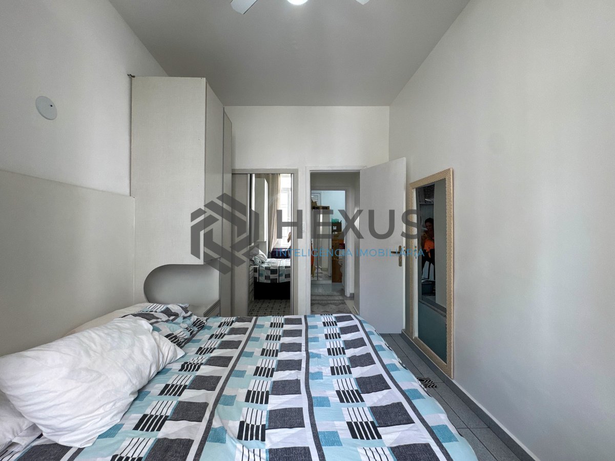 Foto 8 de Apartamento a 50m da Praia das Pitangueiras, Guaruja