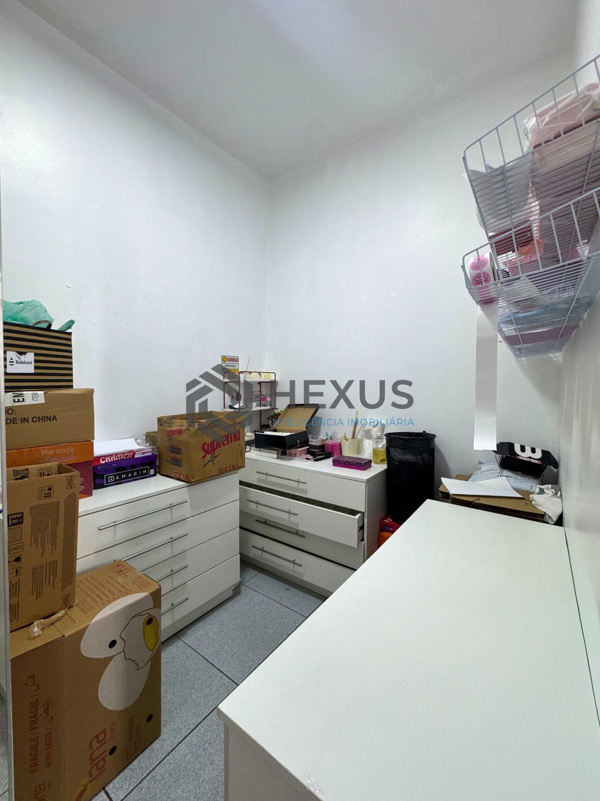 Foto 9 de Apartamento a 50m da Praia das Pitangueiras, Guaruja