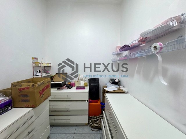 Foto 10 de Apartamento a 50m da Praia das Pitangueiras, Guaruja