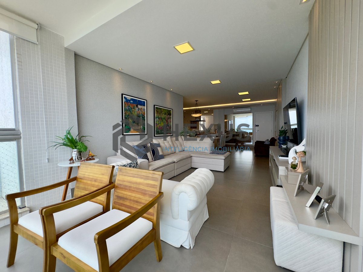 Foto 9 de Apartamento reformado frente mar com varanda gourmet e lazer na Praia das Asturias, Guaruja
