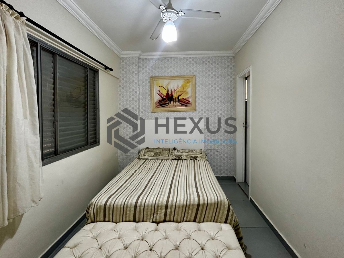 Foto 15 de Apartamento com varanda e lazer na Praia da Enseada, Guaruja