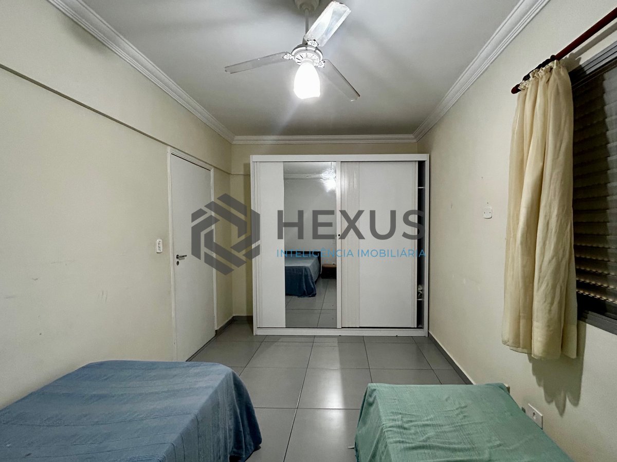 Foto 19 de Apartamento com varanda e lazer na Praia da Enseada, Guaruja