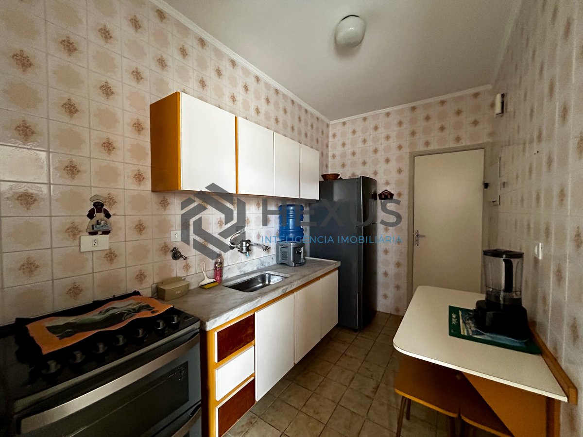 Foto 13 de Apartamento na Praia da Enseada, Guaruja