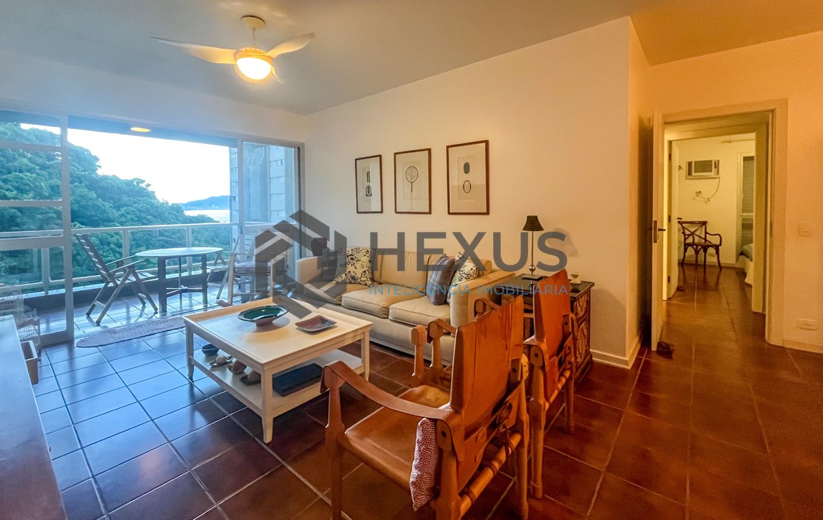 Foto 2 de Apartamento com varanda, 2 vagas e lazer à venda, Pitangueiras, Guarujá, SP