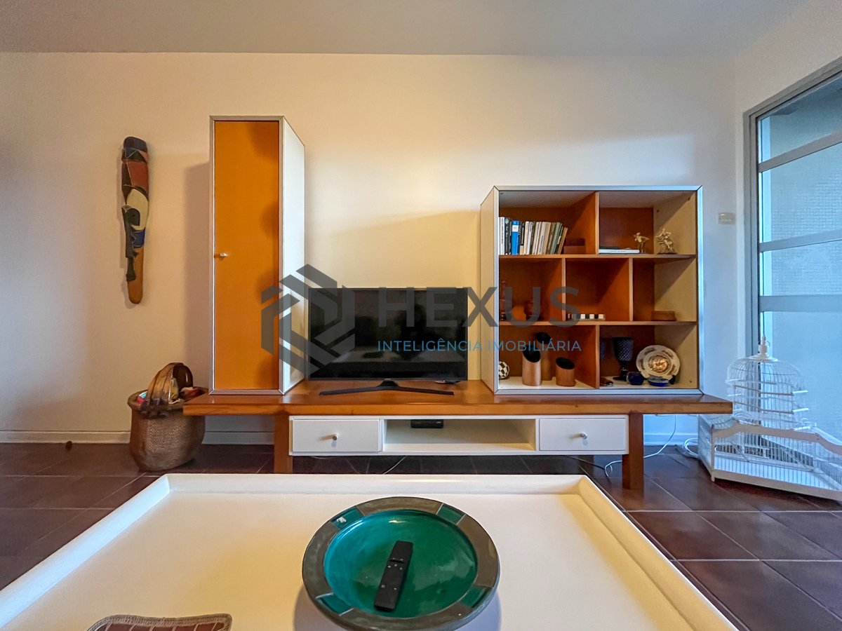 Foto 9 de Apartamento com varanda, 2 vagas e lazer à venda, Pitangueiras, Guarujá, SP