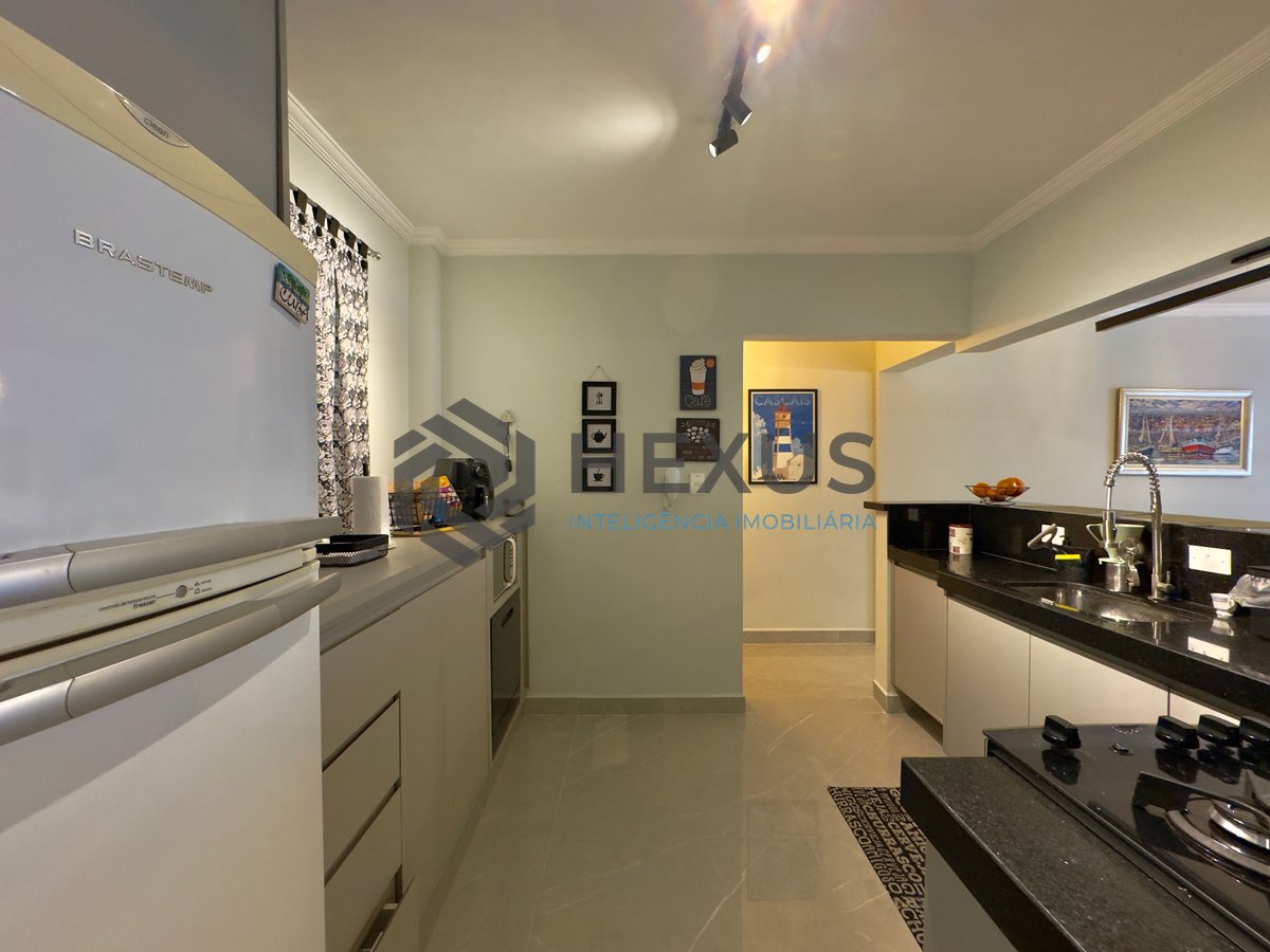 Foto 35 de Apartamento com varanda e lazer na beira mar da Praia das Pitangueiras, Guaruja