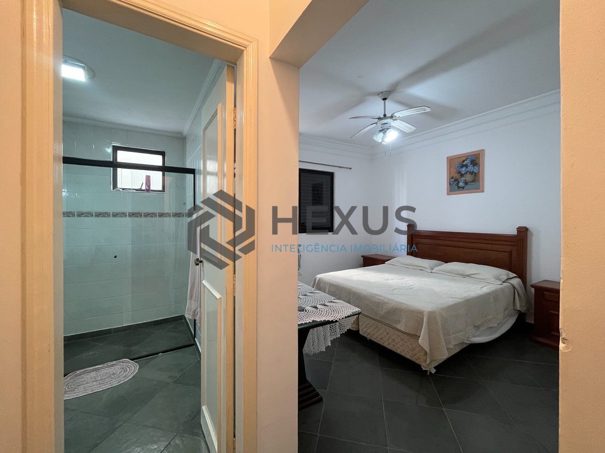 Foto 29 de Apartamento com varanda e lazer na beira mar da Praia das Pitangueiras, Guaruja