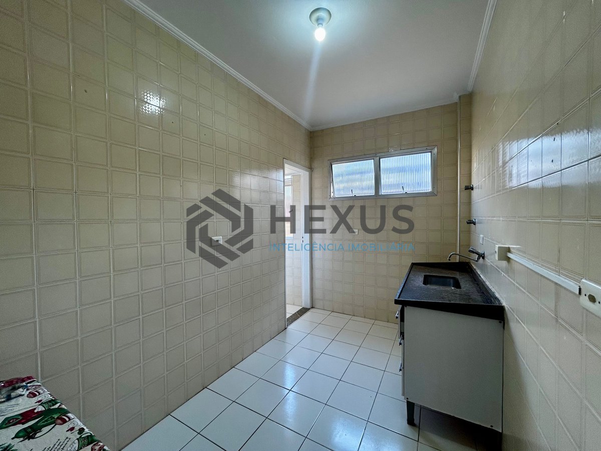Foto 11 de Apartamento na Praia das Asturias, Guaruja