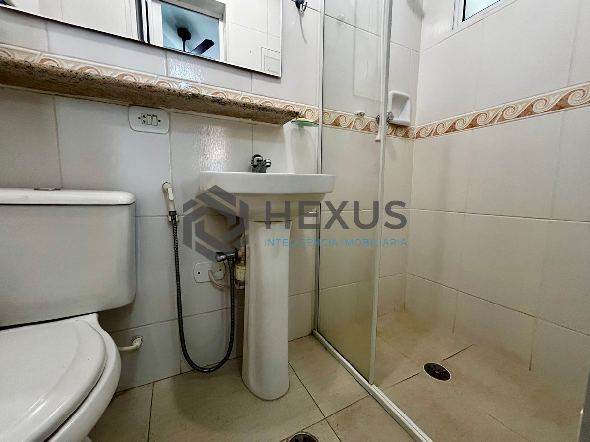 Foto 16 de Apartamento reformado com lazer na Praia da Enseada, Guaruja