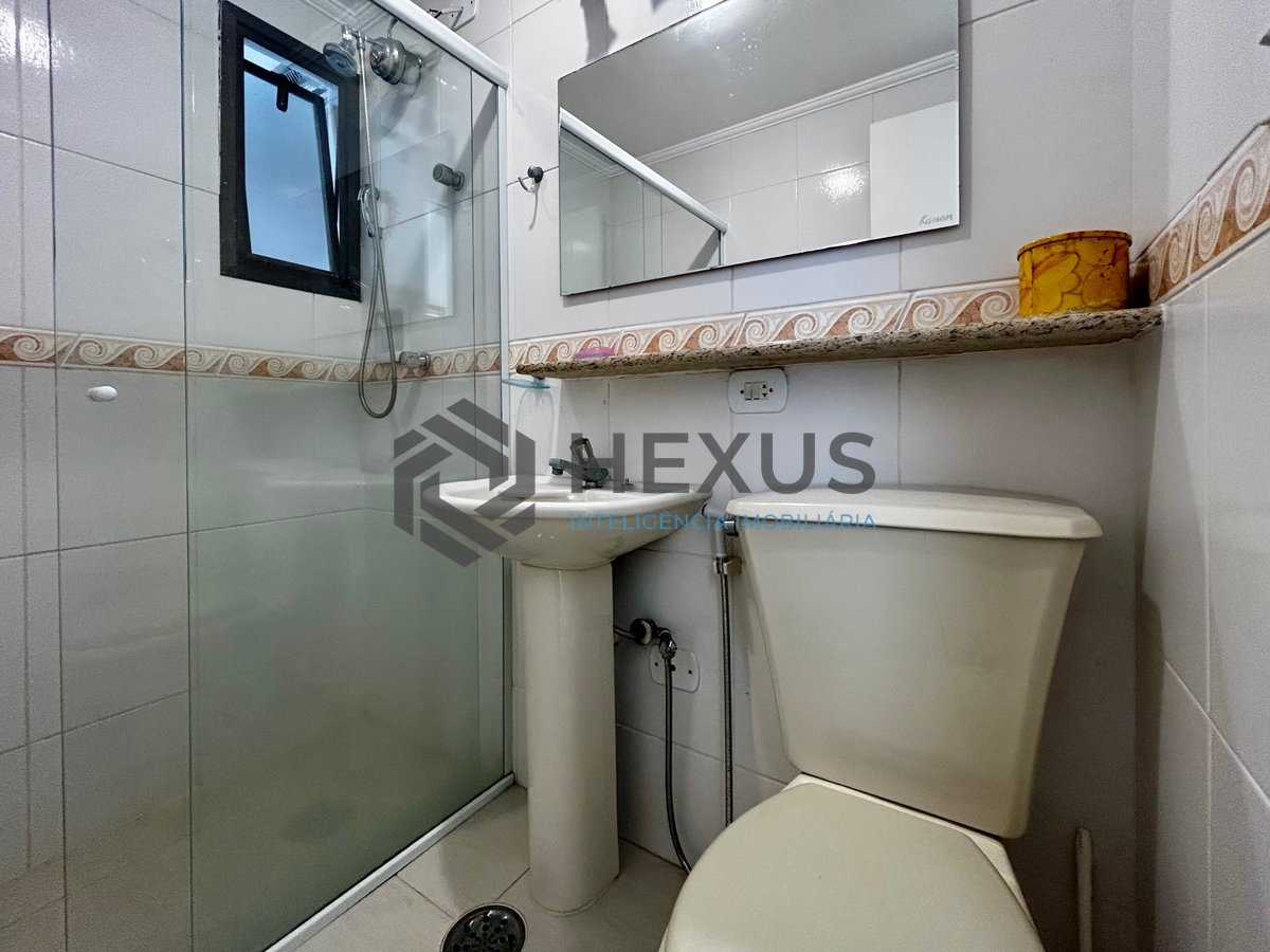 Foto 6 de Apartamento reformado com lazer na Praia da Enseada, Guaruja
