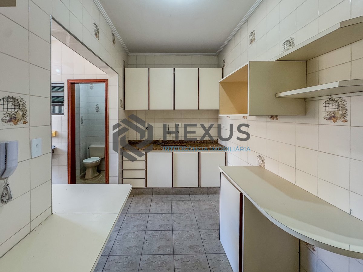 Foto 18 de Apartamento com varanda e despesas baixas na Praia das Asturias, Guaruja