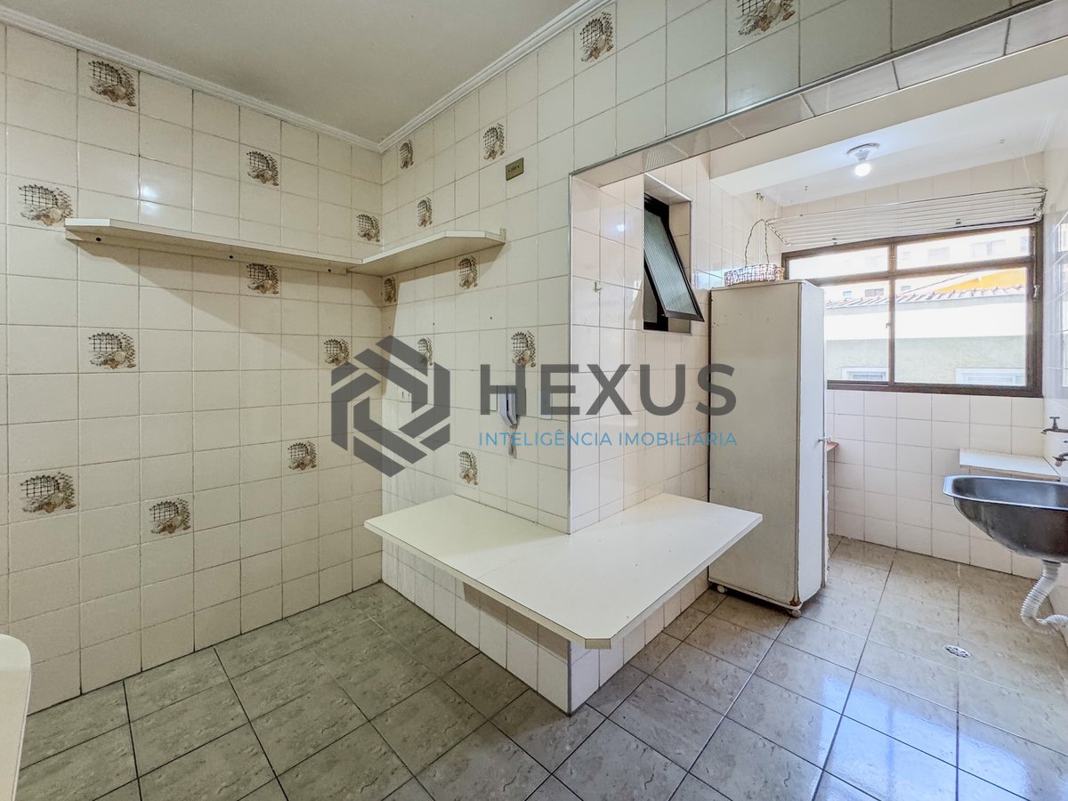 Foto 19 de Apartamento com varanda e despesas baixas na Praia das Asturias, Guaruja
